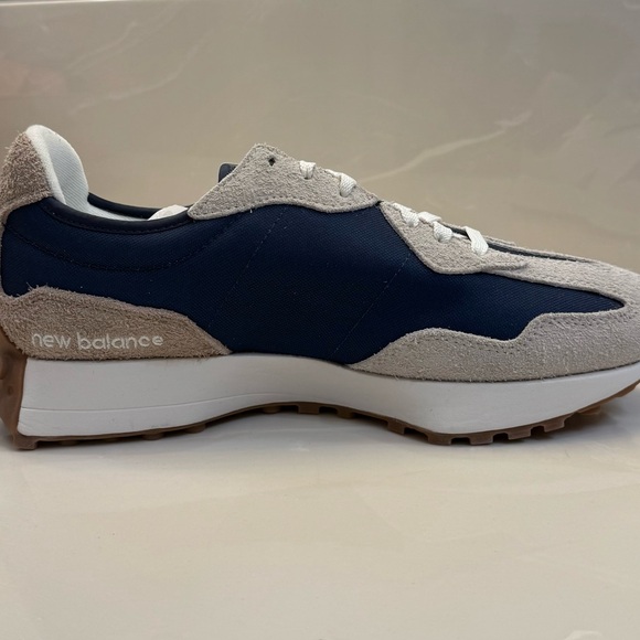 BRAND NEW New Balance Navy and White Men's Sneakers - Picture 4 of 6